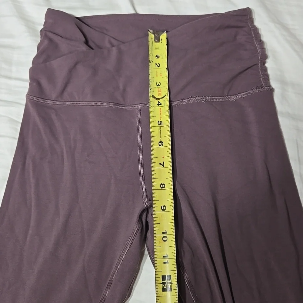 Lululemon Align HR Crop 21